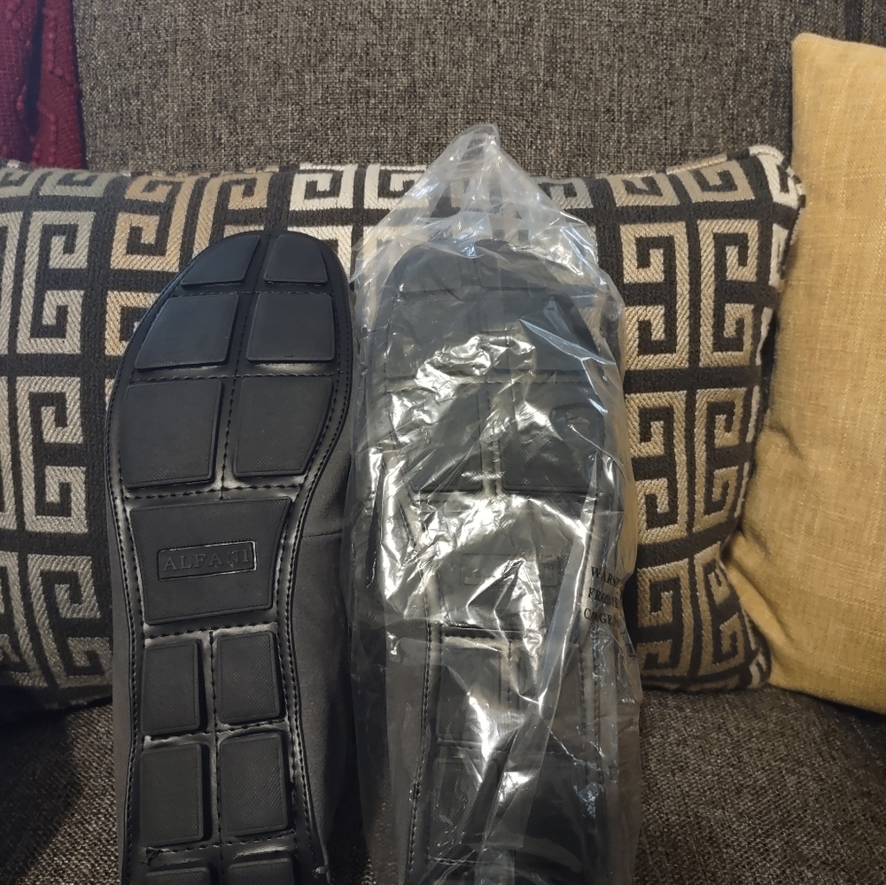 New Shoes - Picture 6 of 6